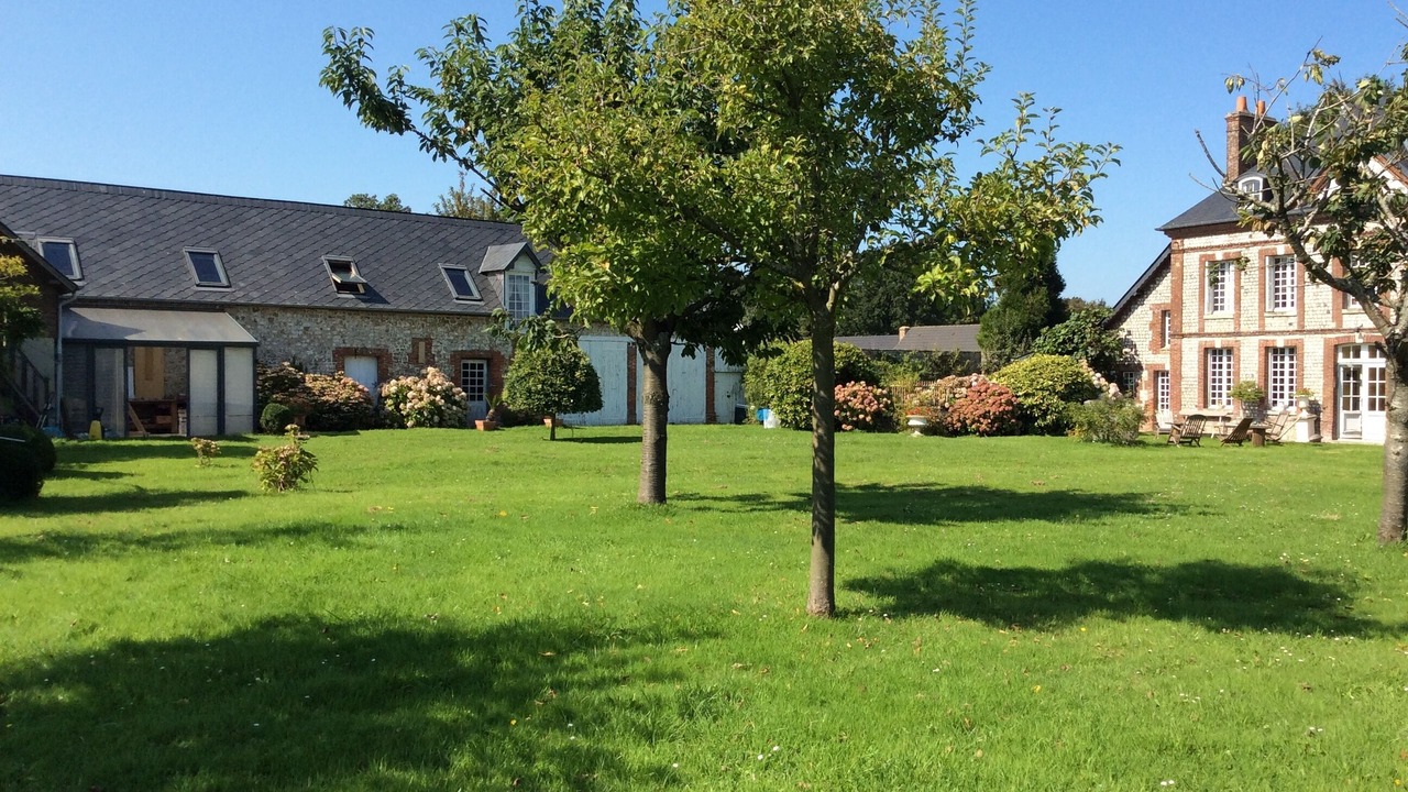 Photo of Outdoor in Angerville-la-Martel