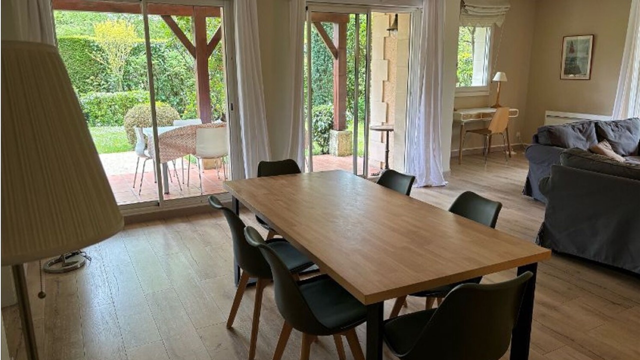 Photo of Livingroom in Deauville