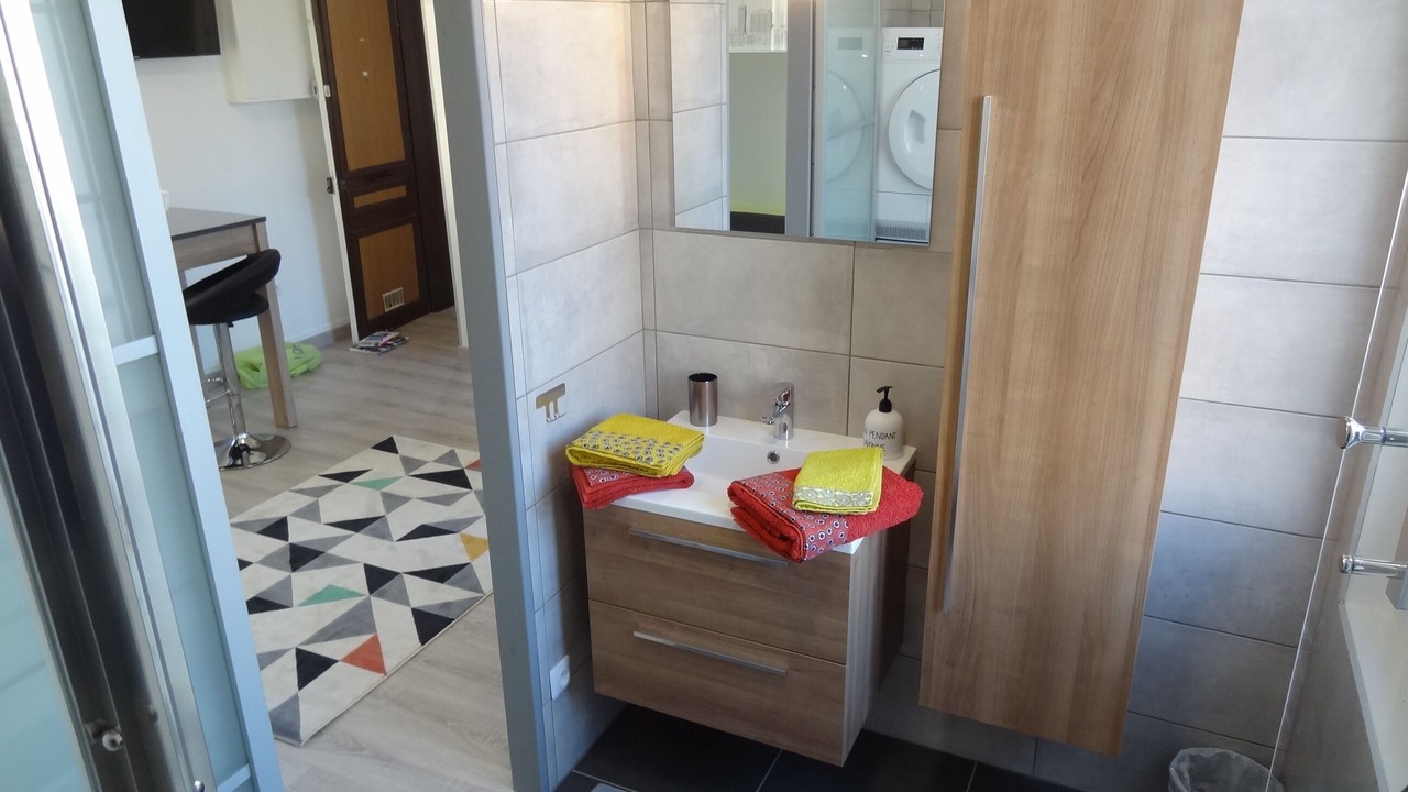 Photo of Bathroom in Cote Ouest Ormeaux