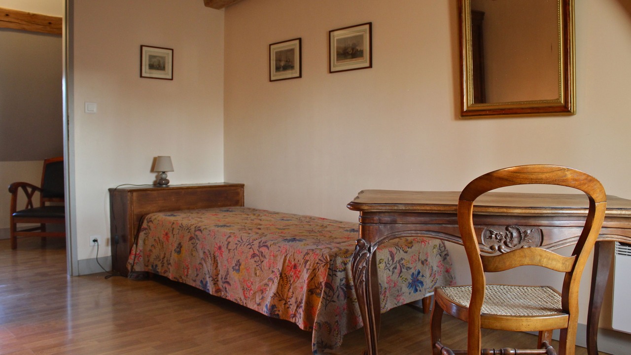 Photo of Bedroom in Fleury-la-Foret
