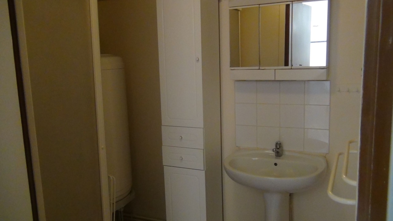 Photo of Bathroom in Dieppe