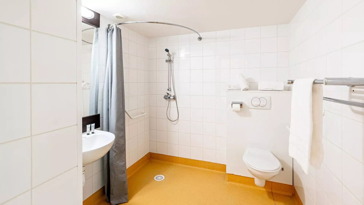 Photo of Bathroom in Eppe-Sauvage