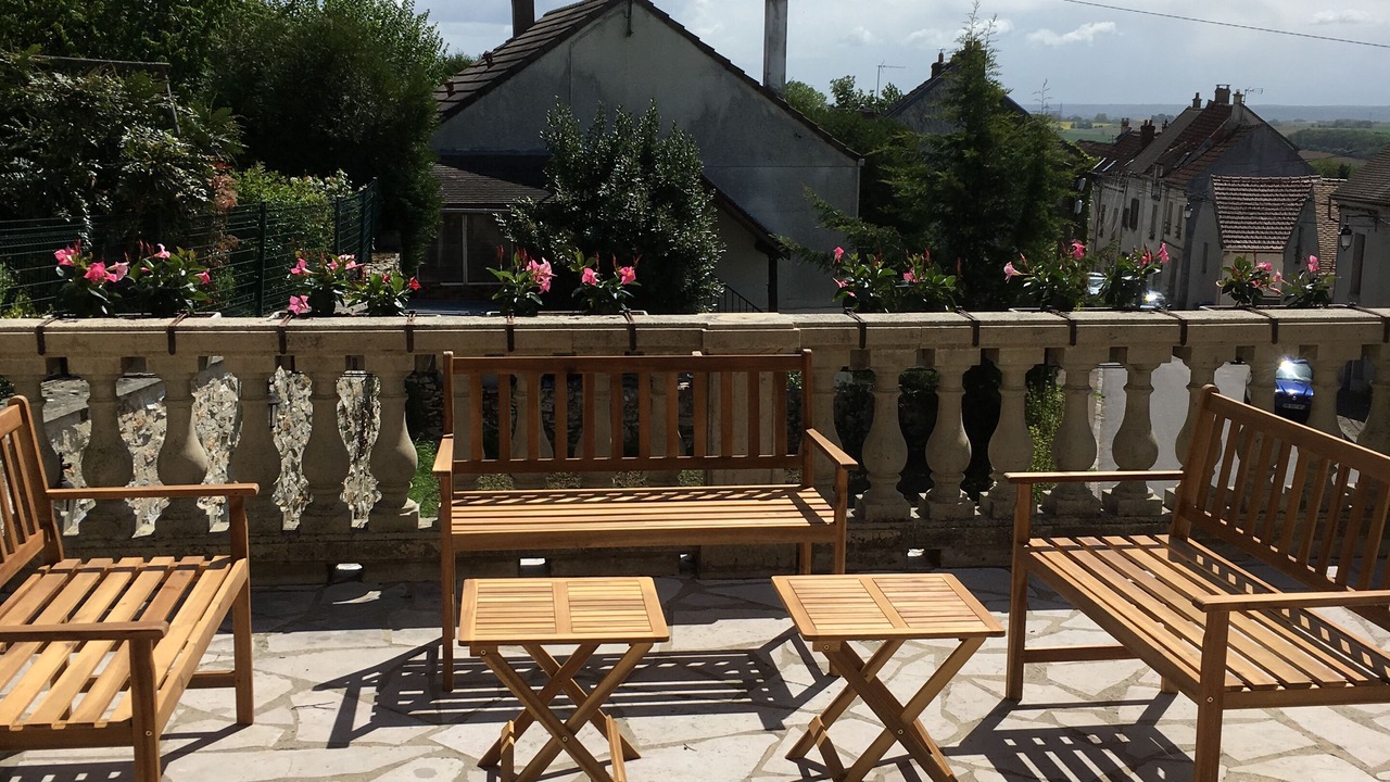 Photo of Patio Balcony in Montge-en-Goele