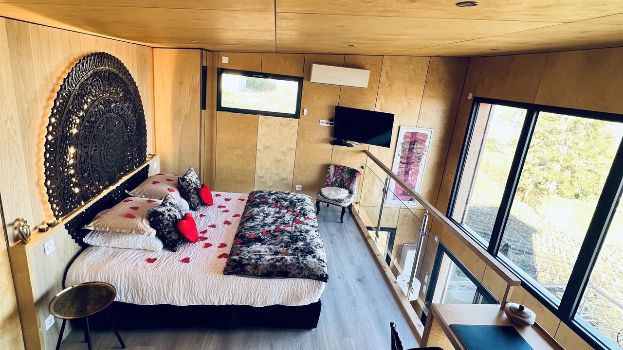 Photo of Bedroom in Chigny-les-Roses