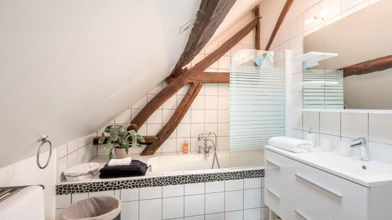 Photo of Bathroom in Jonquieres
