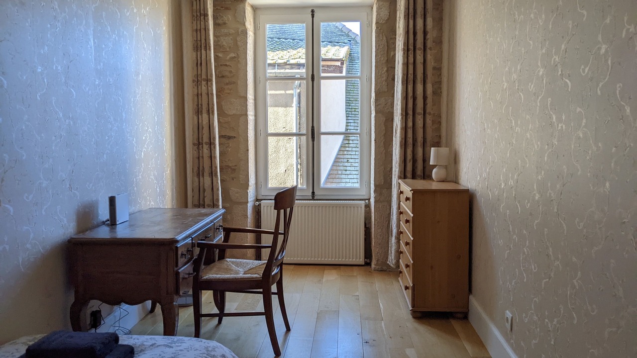 Photo of Bedroom in Saint-Gengoux-le-National