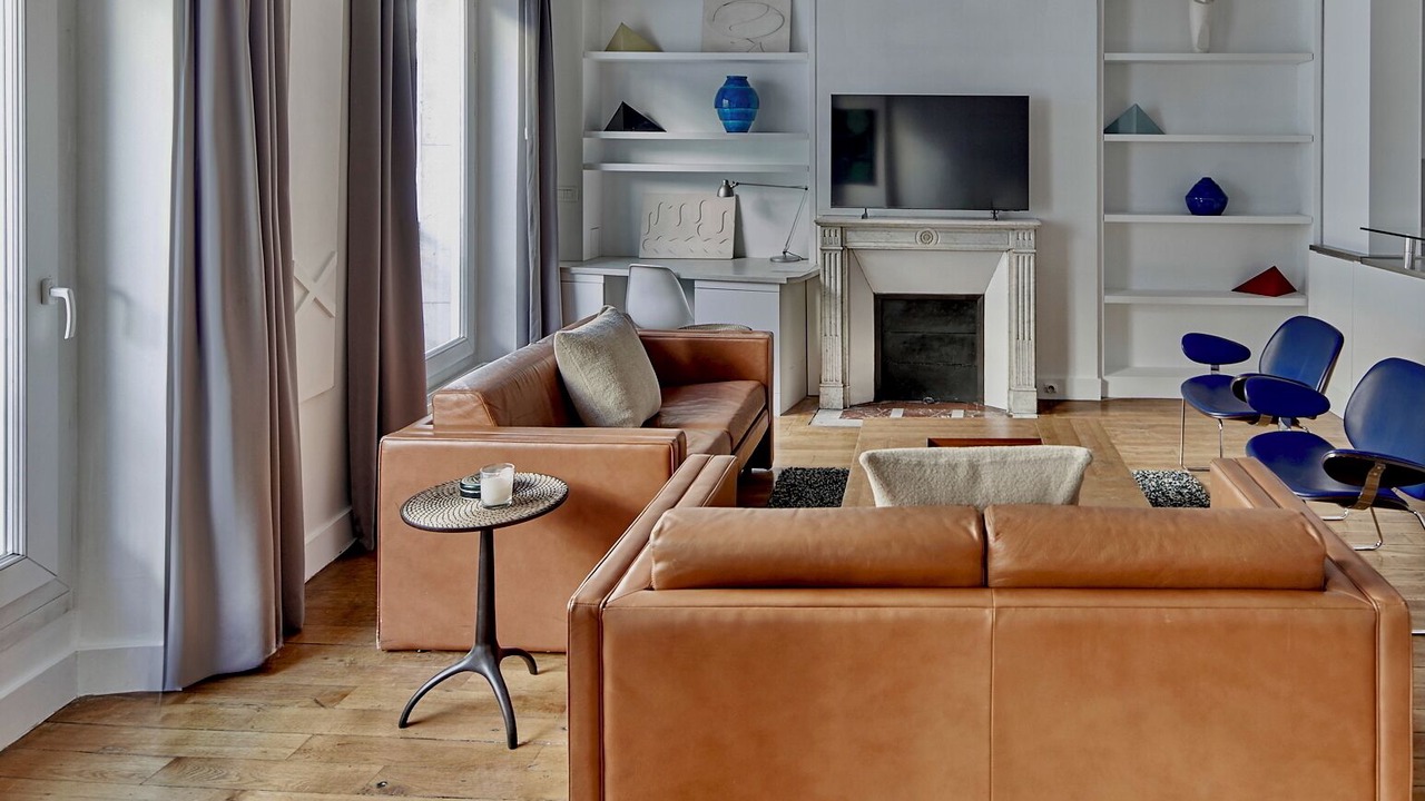 Photo of Livingroom in 8th Arrondissement