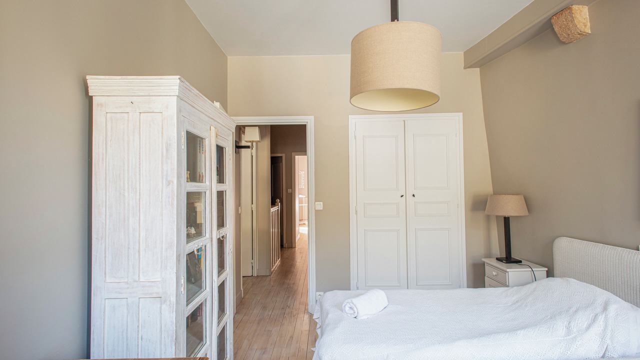 Photo of Bedroom in Saint-Gengoux-le-National