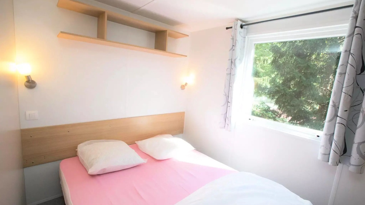 Photo of Bedroom in Saint-Leu-dEsserent