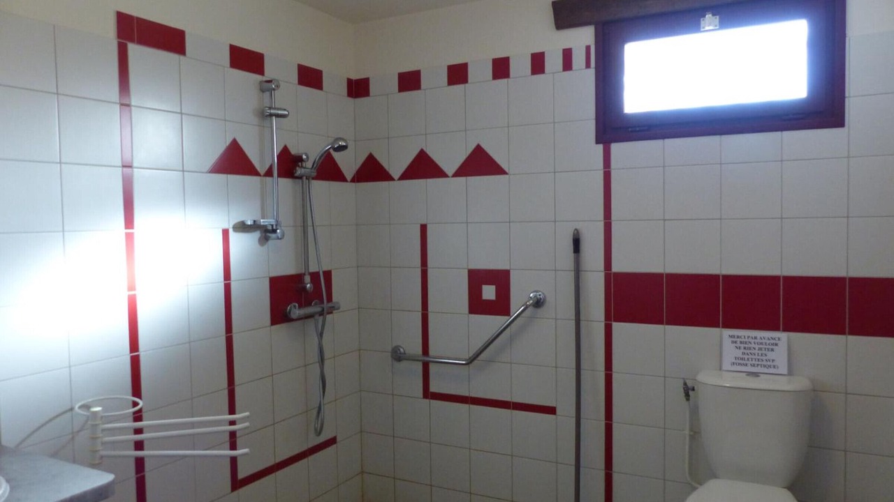 Photo of Bathroom in Dompierre-sur-Besbre