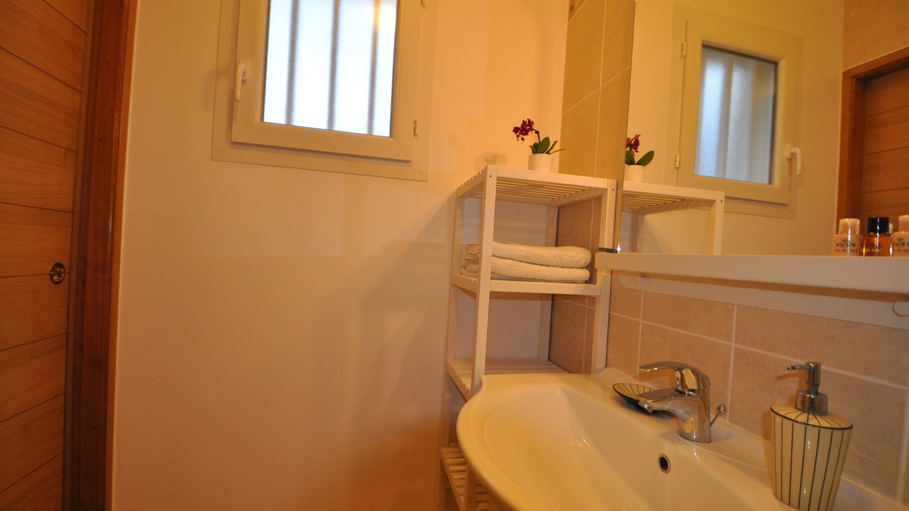Photo of Bathroom in Couilly-Pont-aux-Dames