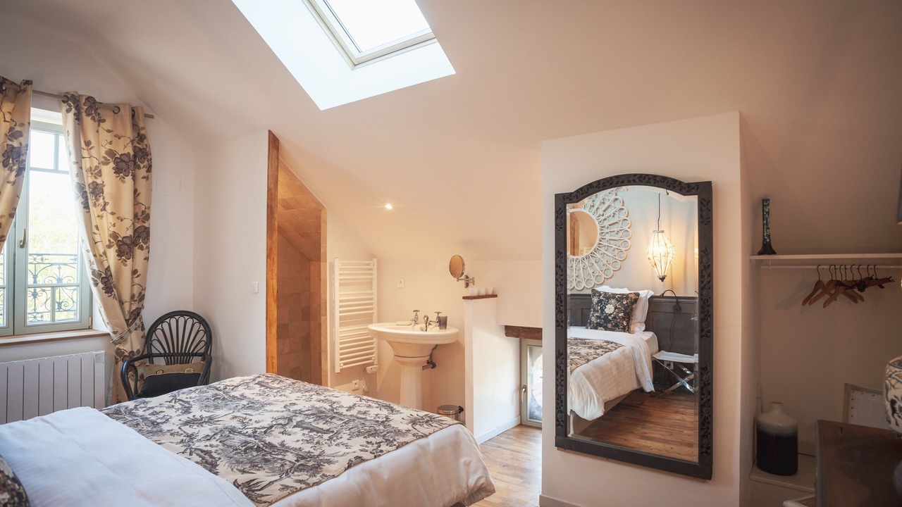 Photo of Bedroom in Merceuil