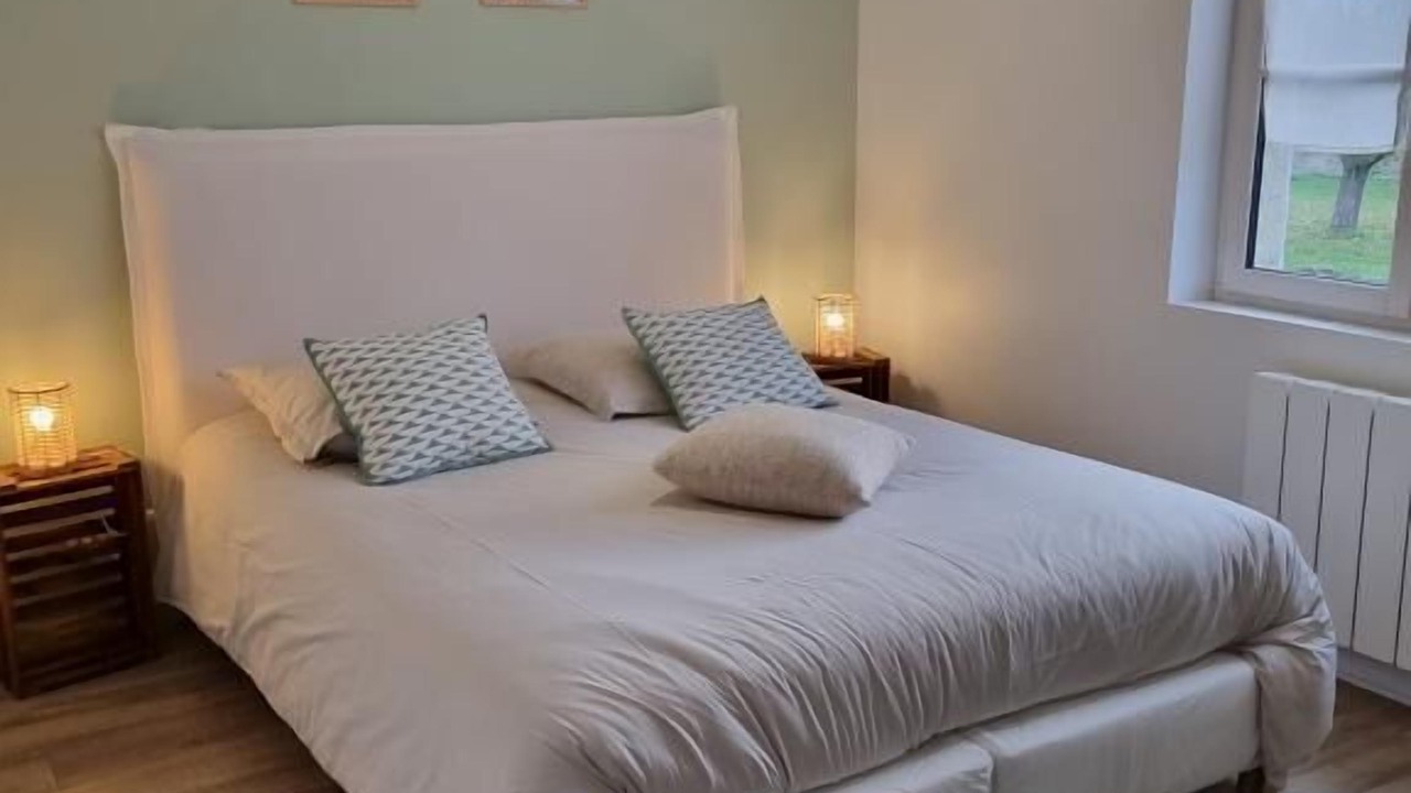 Photo of Bedroom in Orrouy