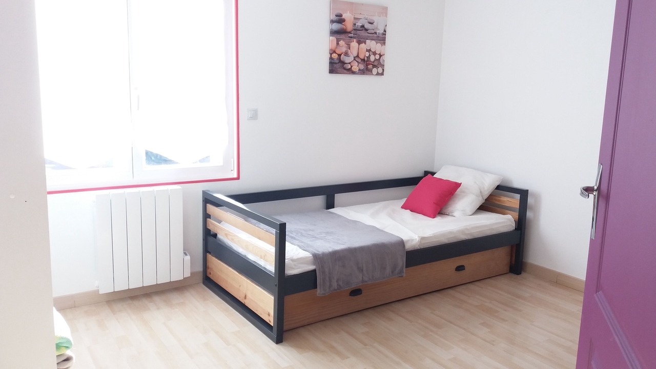 Photo of Bedroom in Avesnes-en-Val