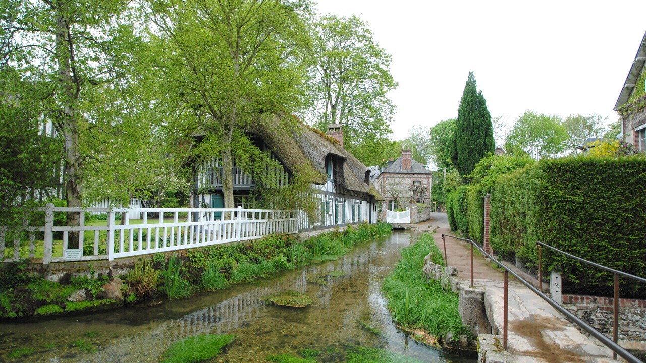 Photo of Outdoor in Avesnes-en-Val