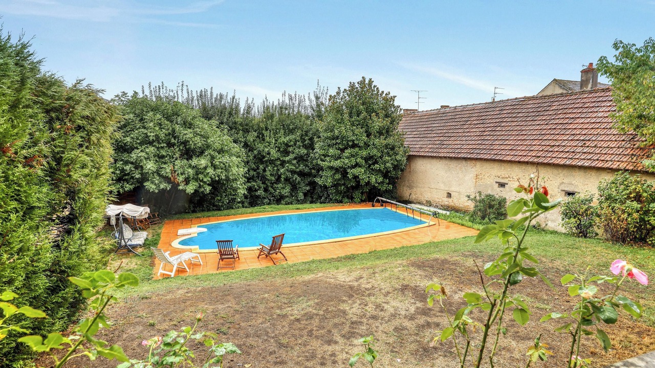 Photo of Outdoor in Lucenay-les-Aix