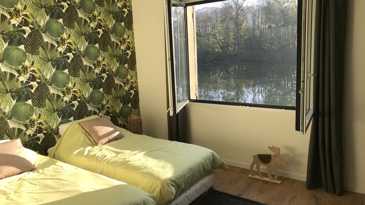 Photo of Bedroom in Recques-sur-Course