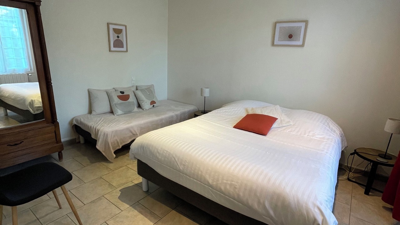 Photo of Bedroom in Saint-Martin-l'Hortier