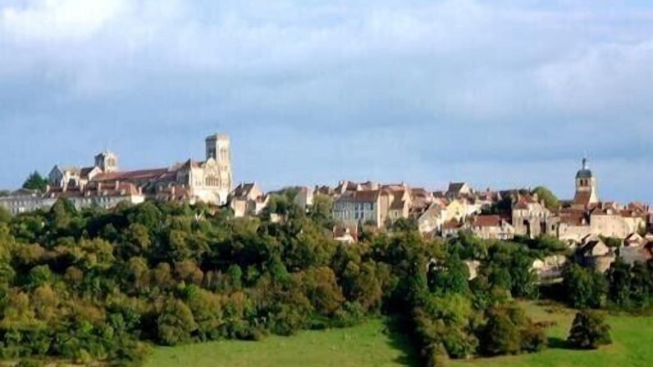 Photo of Others in Saint-More