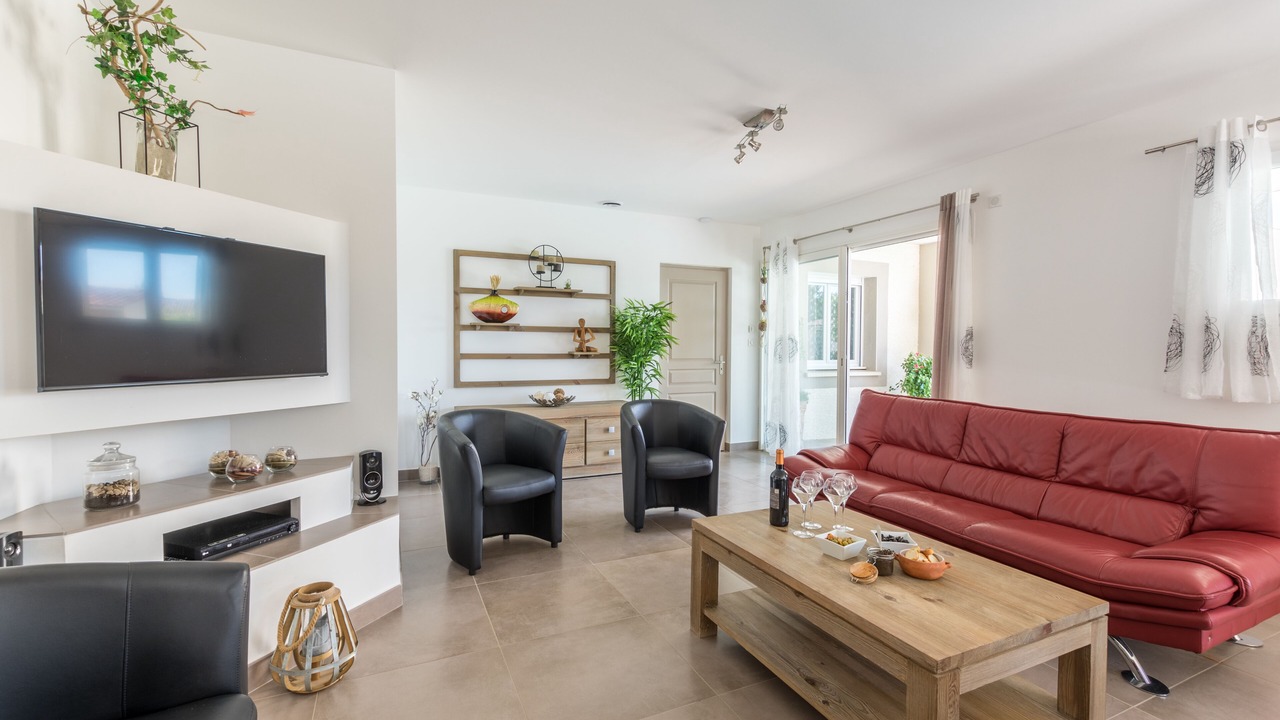 Photo of Livingroom in Plaissan