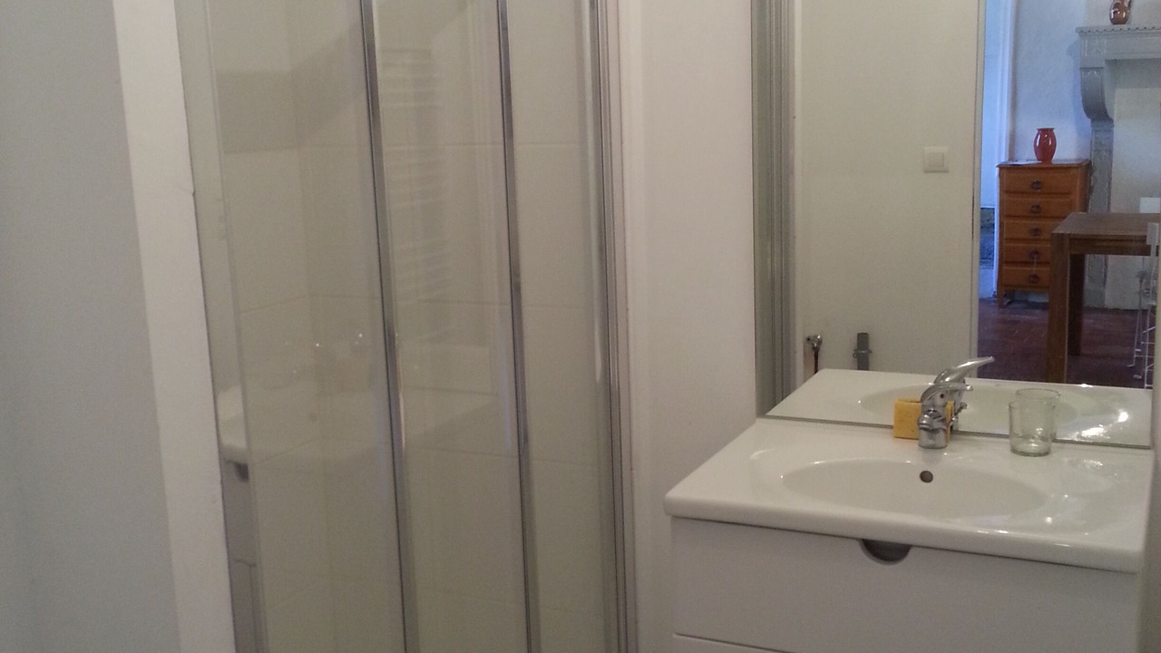 Photo of Bathroom in Issy-l'Eveque
