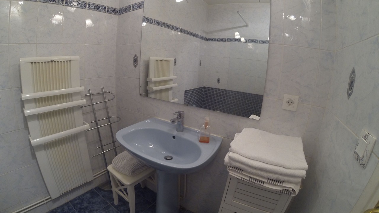 Photo of Bathroom in Champcueil