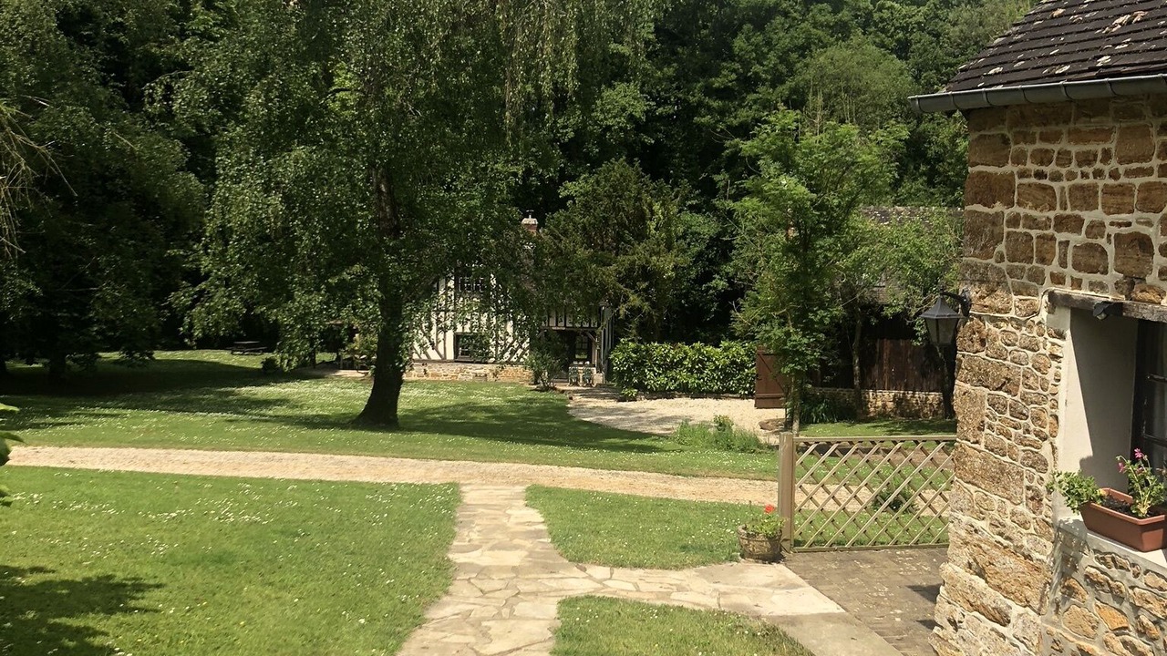 Photo of Outdoor in Guerquesalles