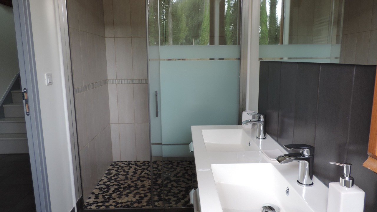Photo of Bathroom in Houdetot