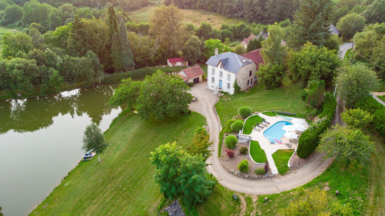 Photo of Outdoor in Saint-Moreil