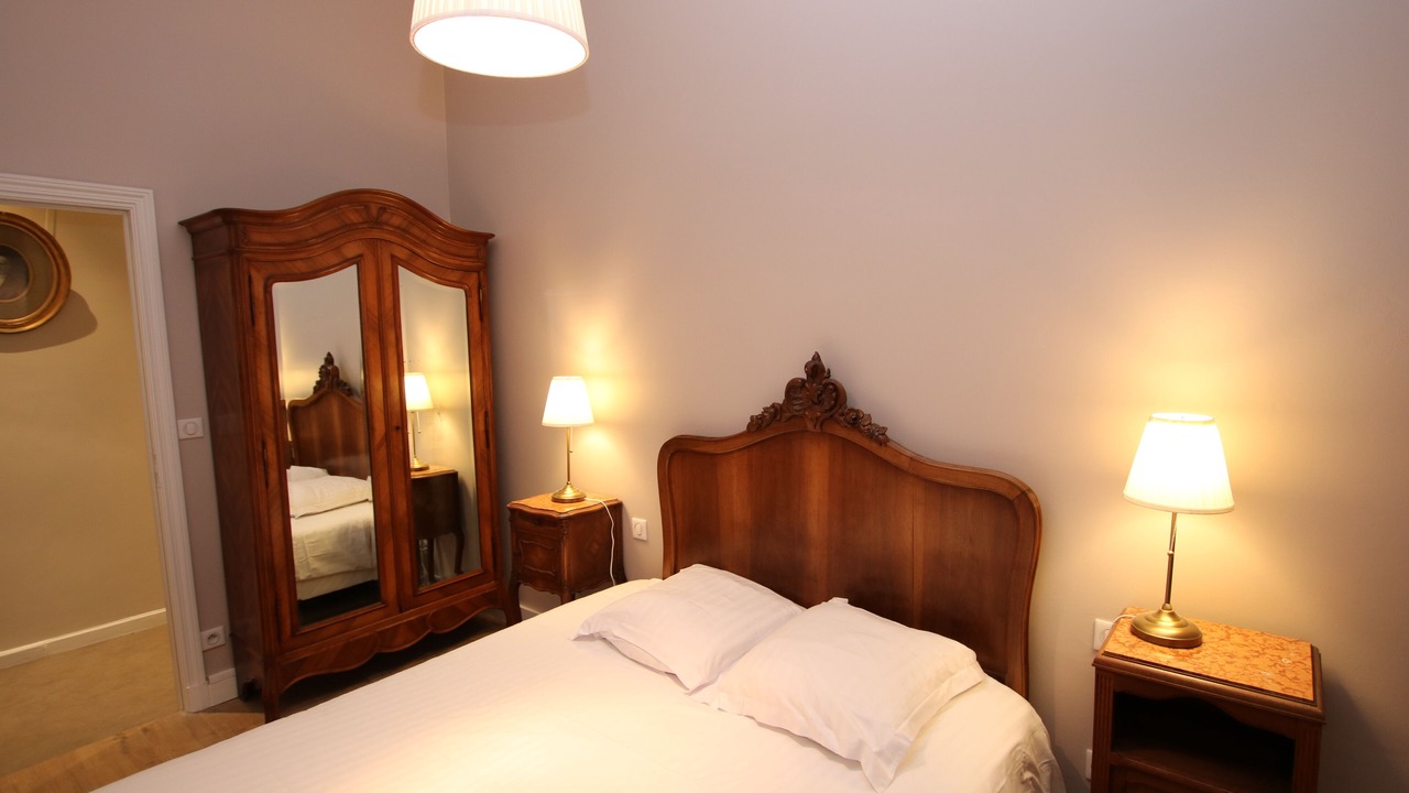 Photo of Bedroom in Reims City Centre