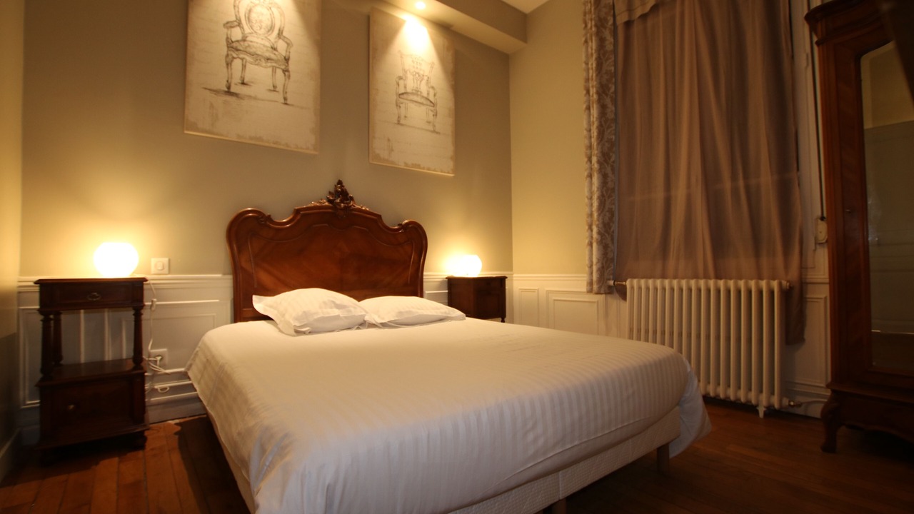 Photo of Bedroom in Reims City Centre