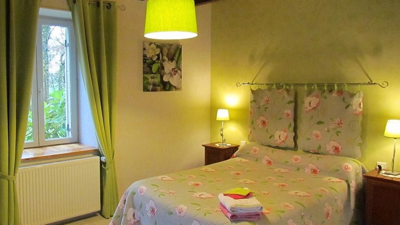 Photo of Bedroom in Commenailles