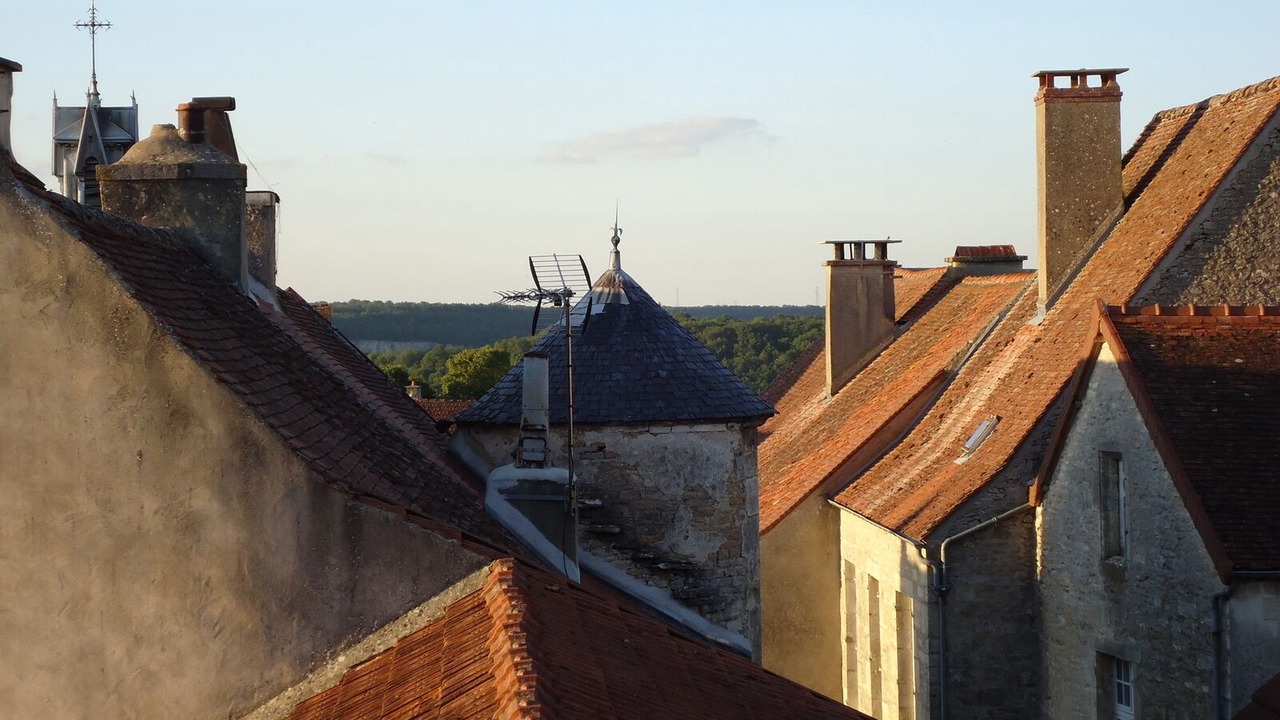 Photo of Others in Flavigny-sur-Ozerain