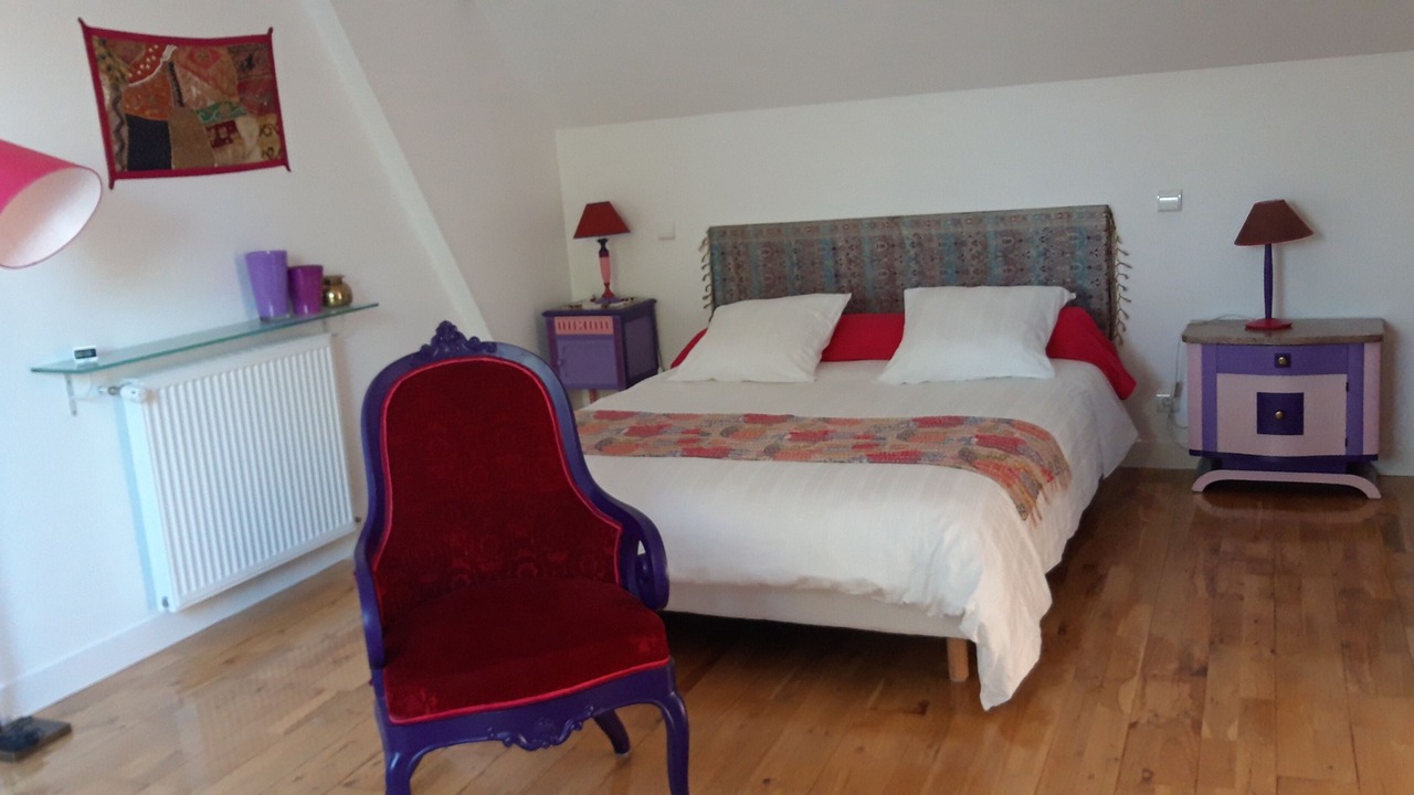 Photo of Bedroom in Port-Mort