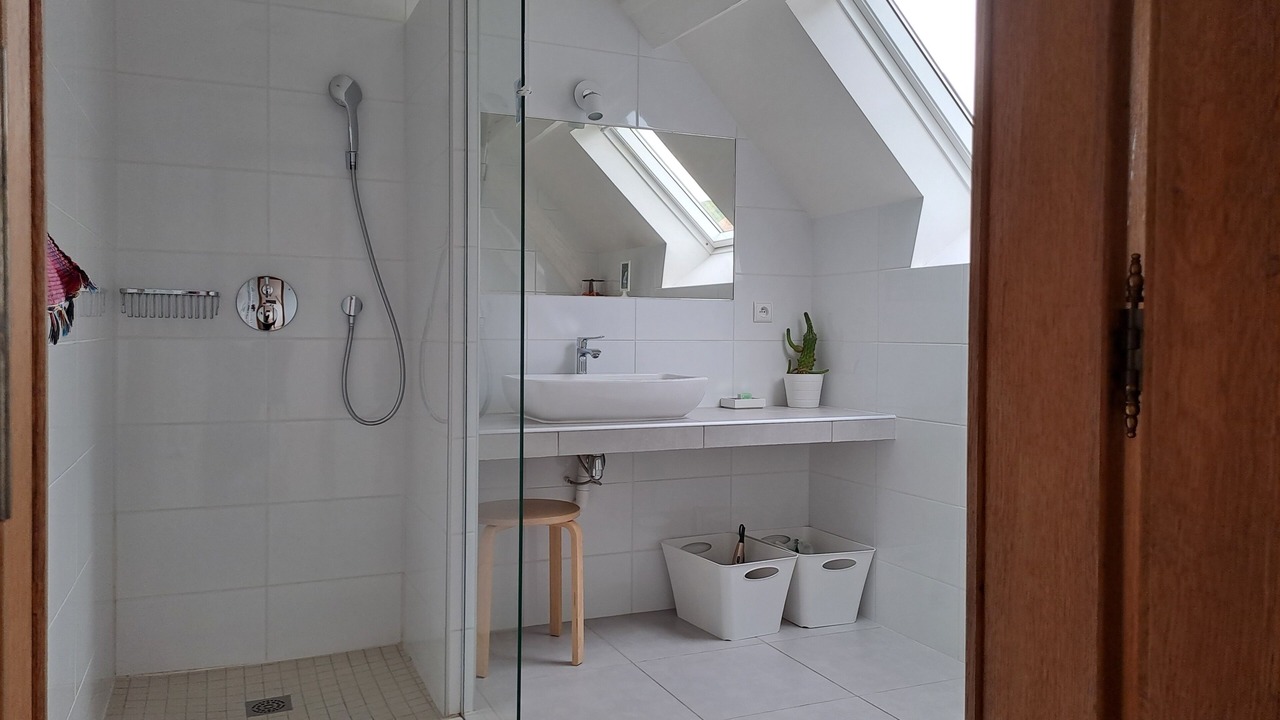 Photo of Bathroom in Port-Mort