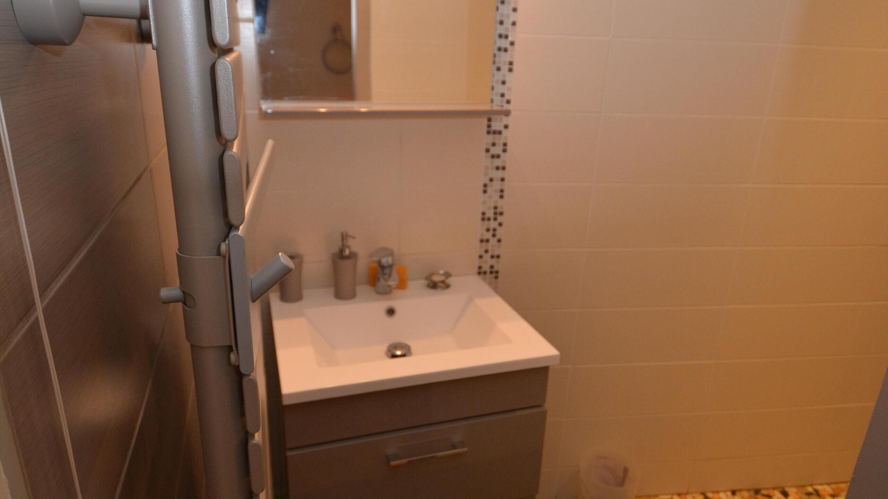 Photo of Bathroom in Melun