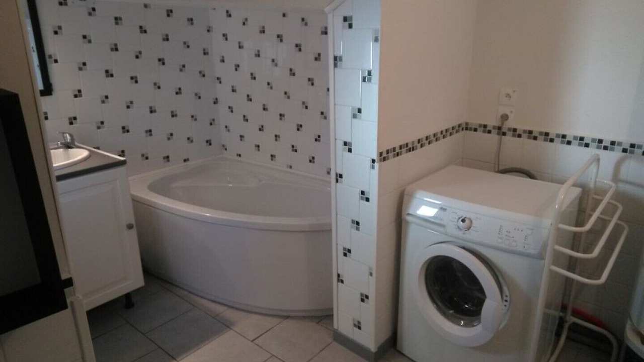 Photo of Bathroom in Saint-Pol-sur-Mer
