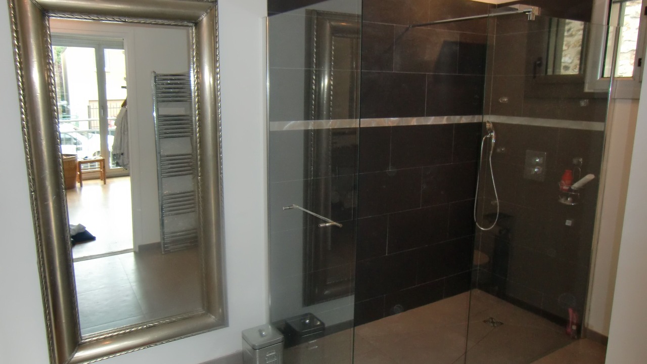 Photo of Bathroom in Deuil-la-Barre