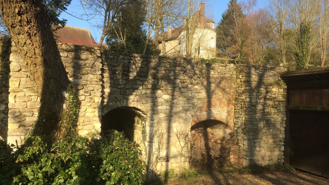 Photo of Outdoor in Le Mont-Saint-Adrien