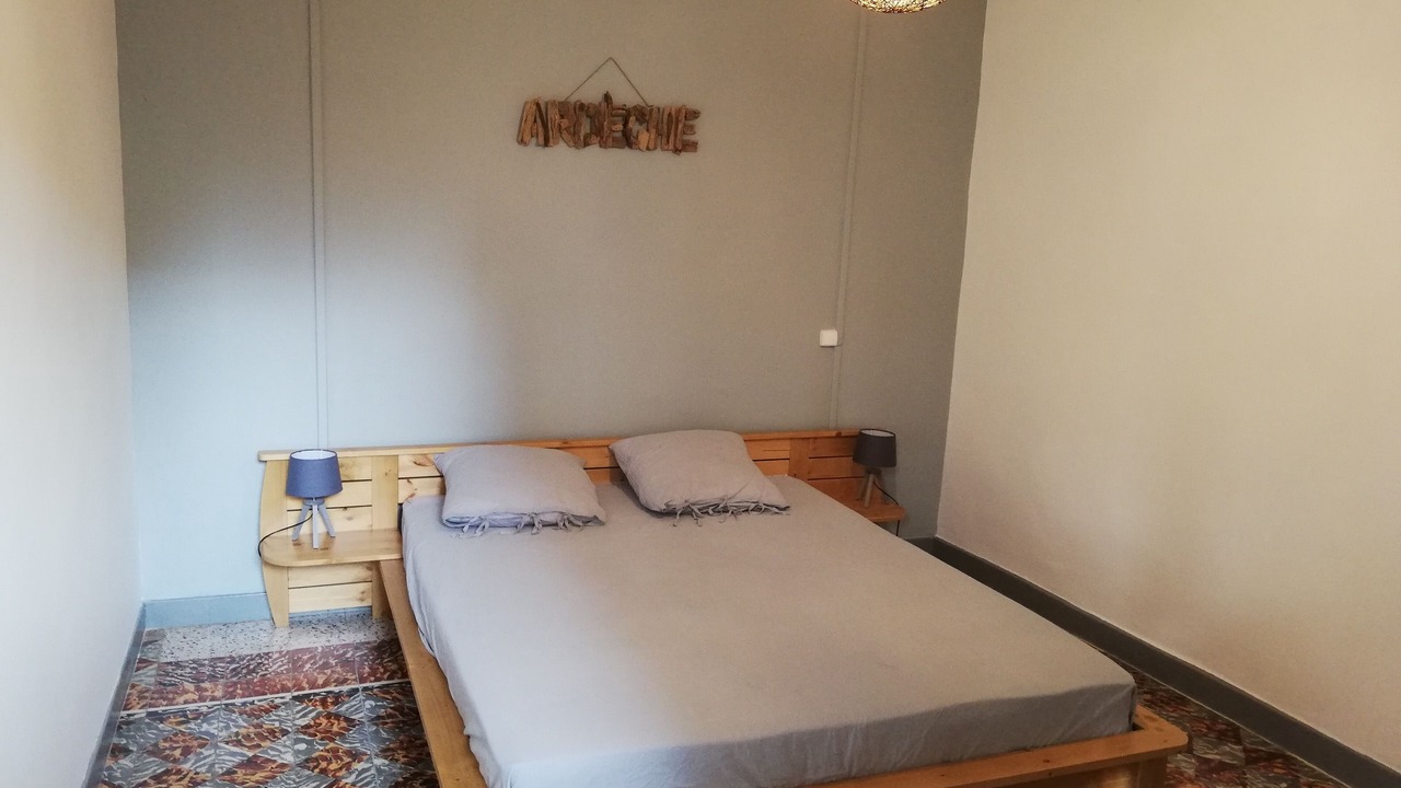 Photo of Bedroom in Saint-Alban-sous-Sampzon