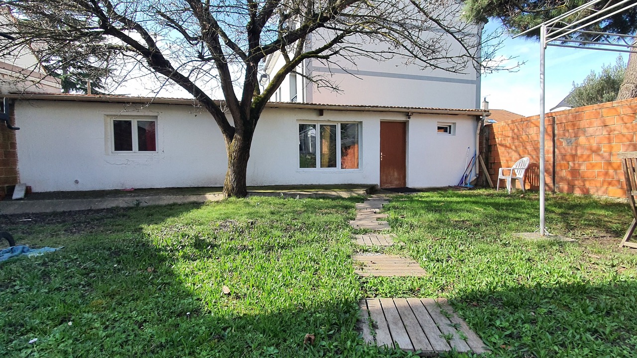 Photo of Outdoor in Les Luats