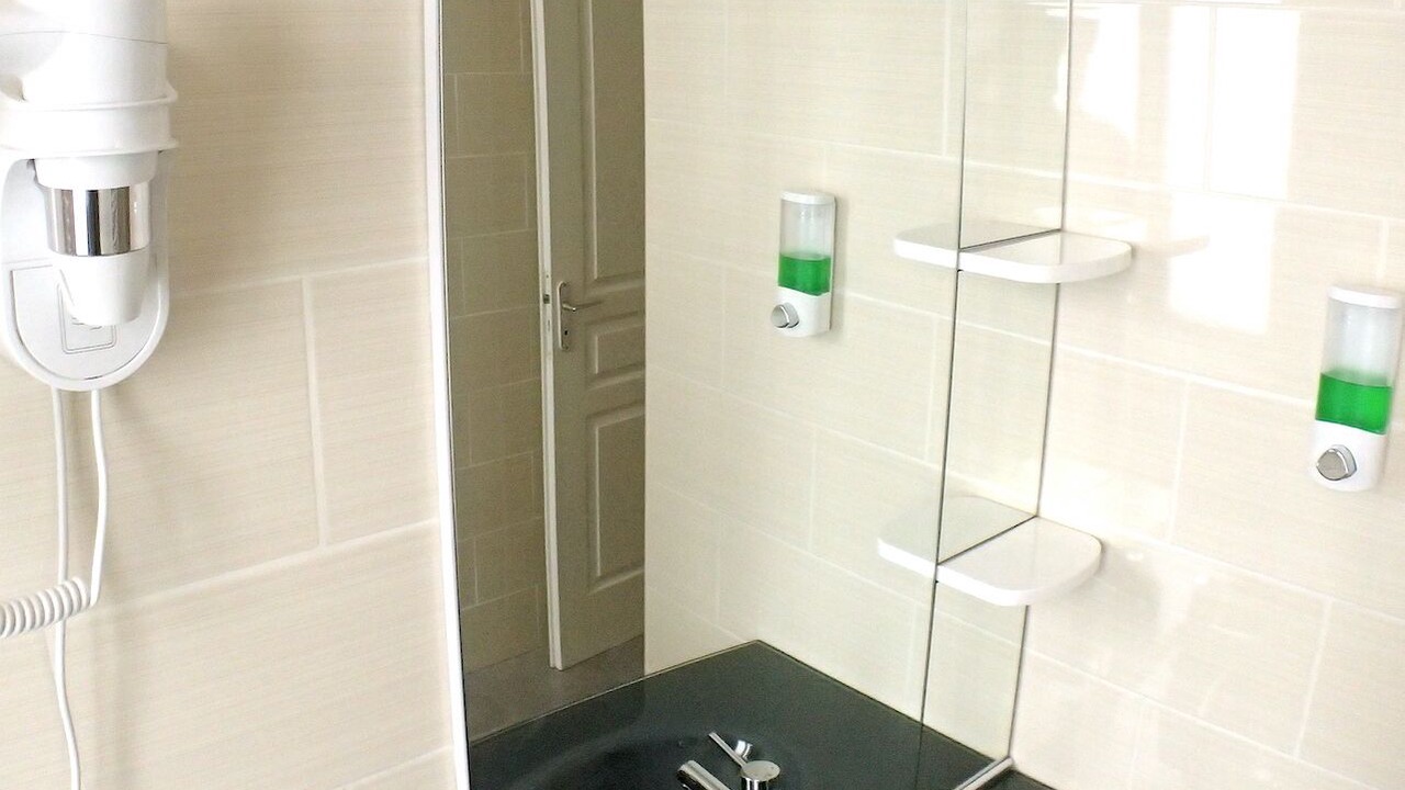 Photo of Bathroom in Abbeville