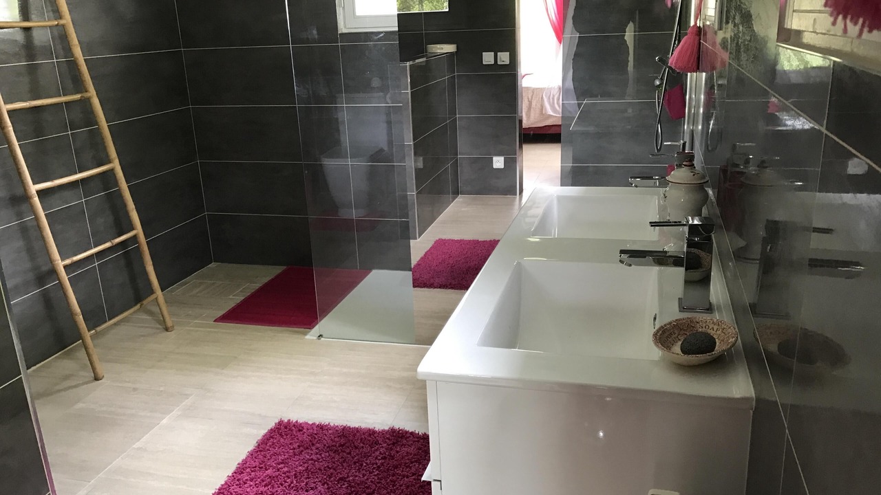 Photo of Bathroom in Ermenonville