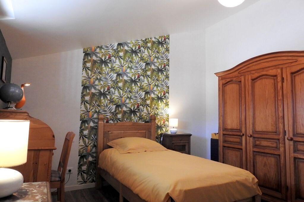 Photo of Bedroom in Droyes