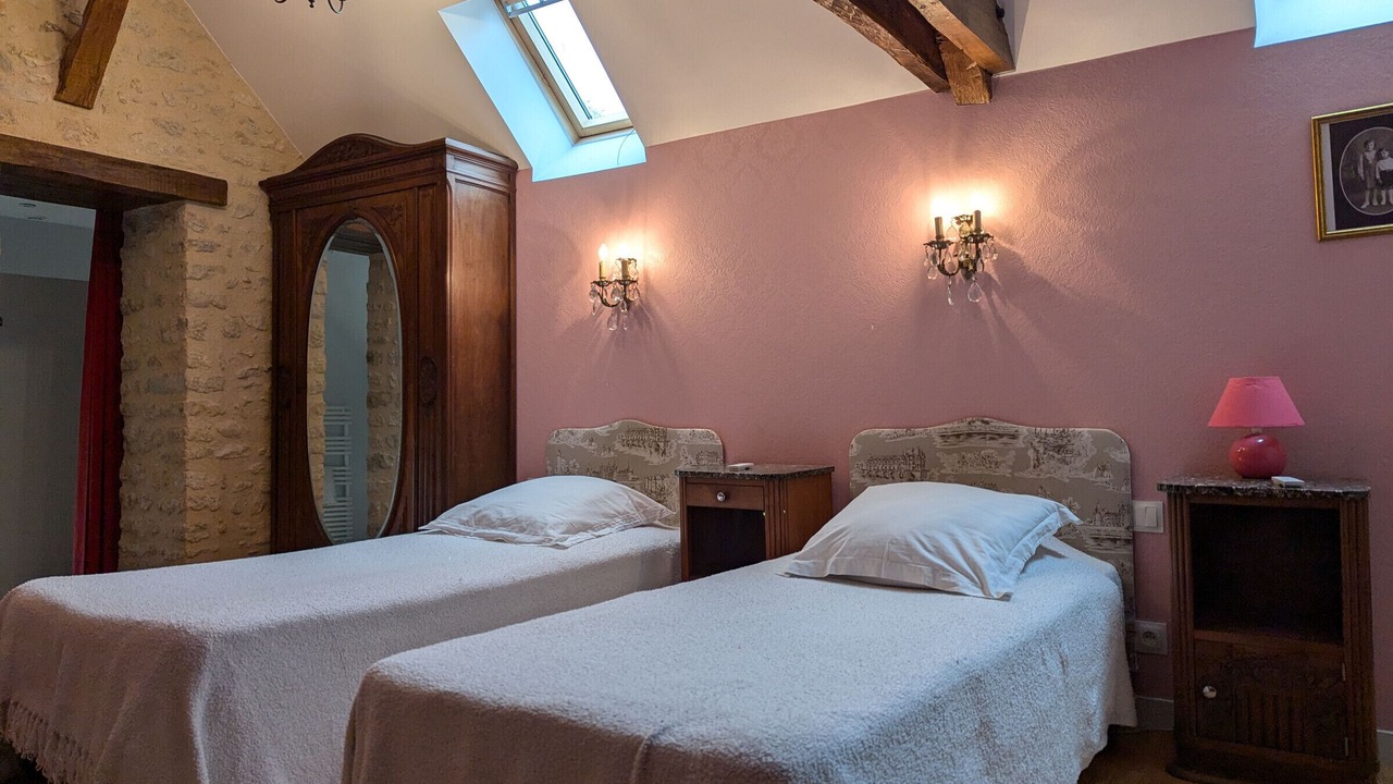 Photo of Bedroom in Vennecy