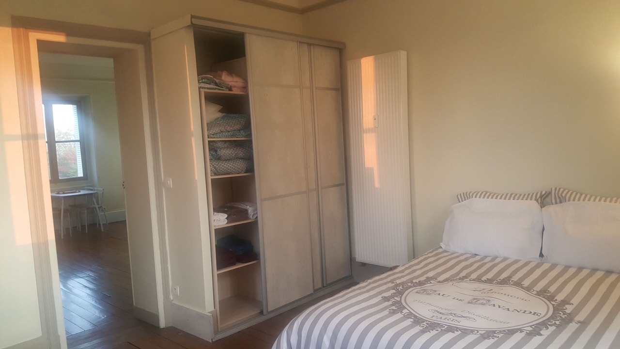Photo of Bedroom in Ocquerre