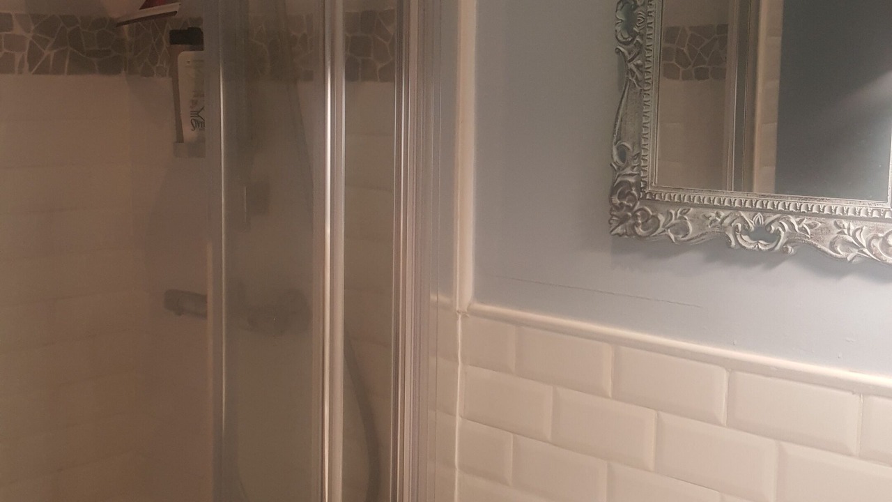 Photo of Bathroom in Ocquerre