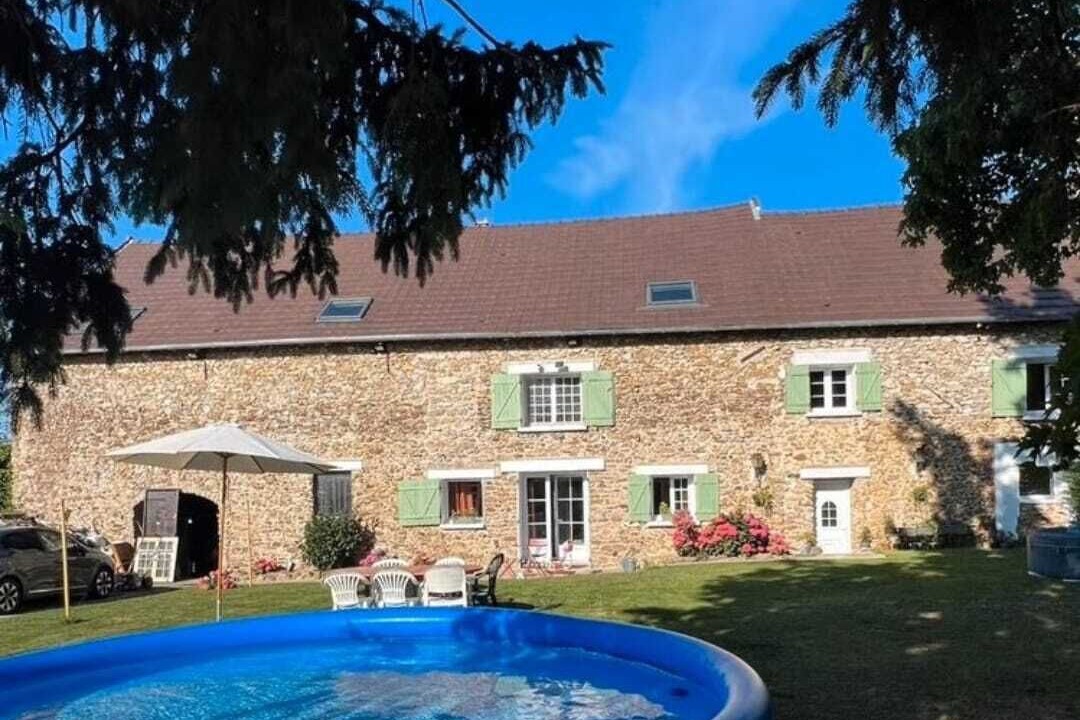 Photo of Outdoor in Rebais