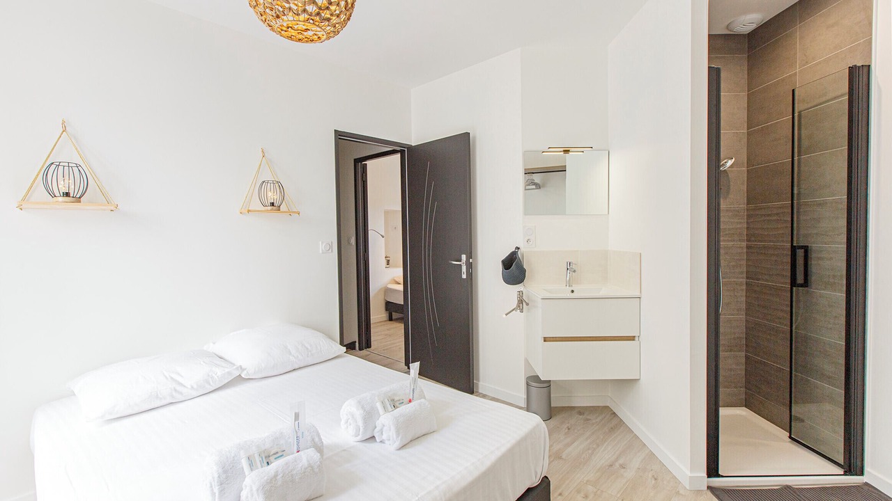 Photo of Bedroom in Laval