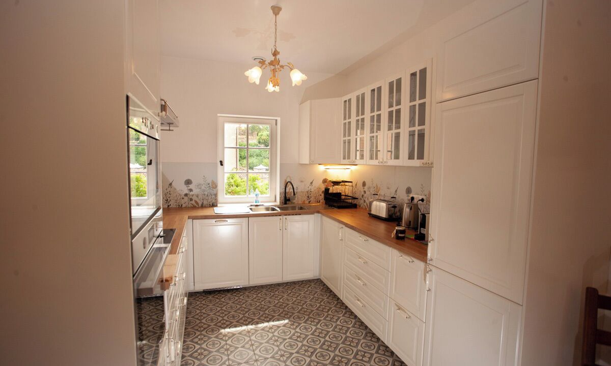 Photo of Kitchen in Martailly-Les-Brancion